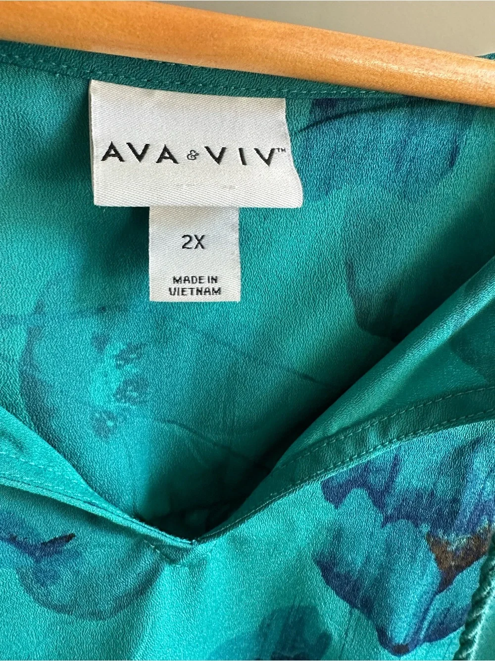 Ava & Viv Teal Floral V-Neck Tassel Blouse